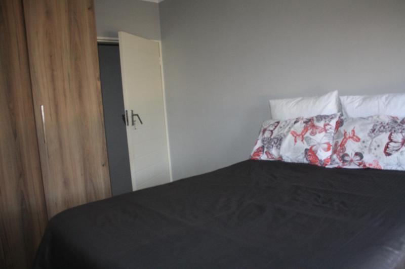 2 Bedroom Property for Sale in Noordwyk Gauteng