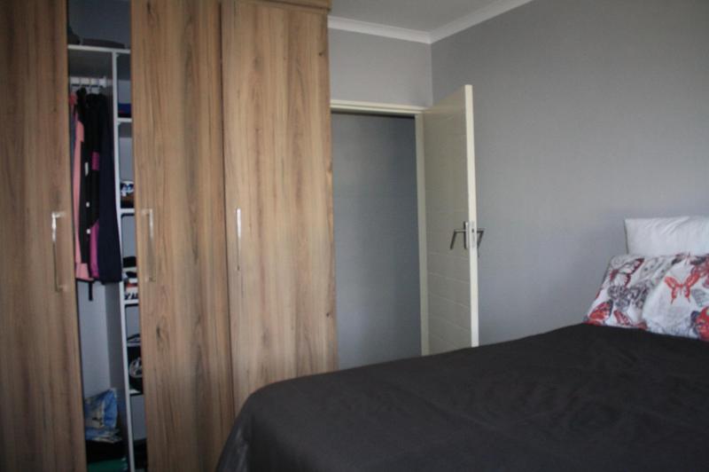 2 Bedroom Property for Sale in Noordwyk Gauteng