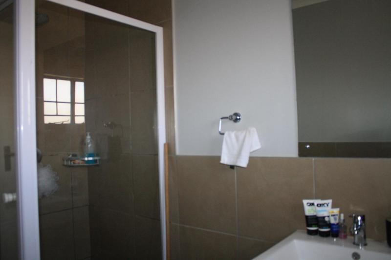 2 Bedroom Property for Sale in Noordwyk Gauteng