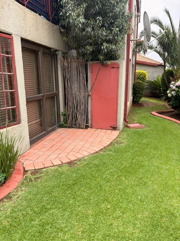 1 Bedroom Property for Sale in Randhart Gauteng