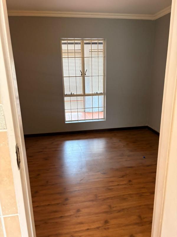 1 Bedroom Property for Sale in Randhart Gauteng