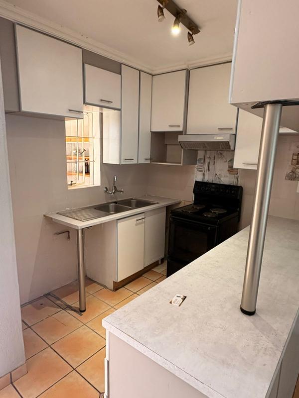 1 Bedroom Property for Sale in Randhart Gauteng