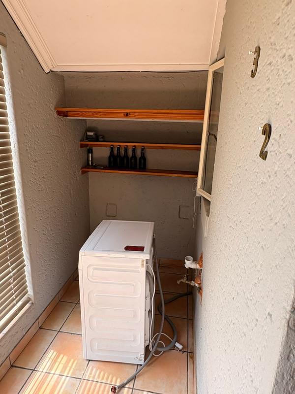1 Bedroom Property for Sale in Randhart Gauteng