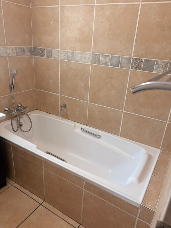 1 Bedroom Property for Sale in Randhart Gauteng