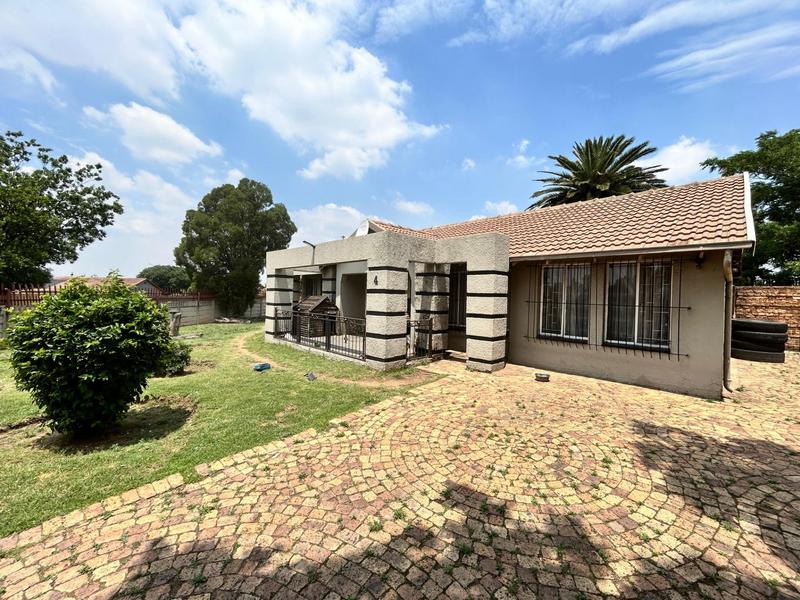 3 Bedroom Property for Sale in Brakpan Gauteng