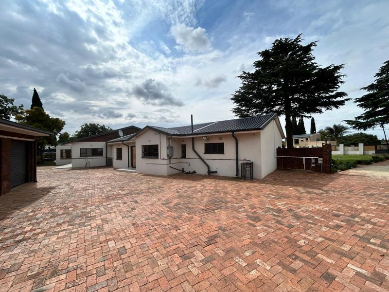 10 Bedroom Property for Sale in Brakpan Gauteng