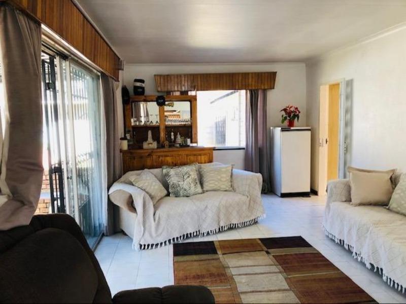 3 Bedroom Property for Sale in Parkhill Gardens Gauteng