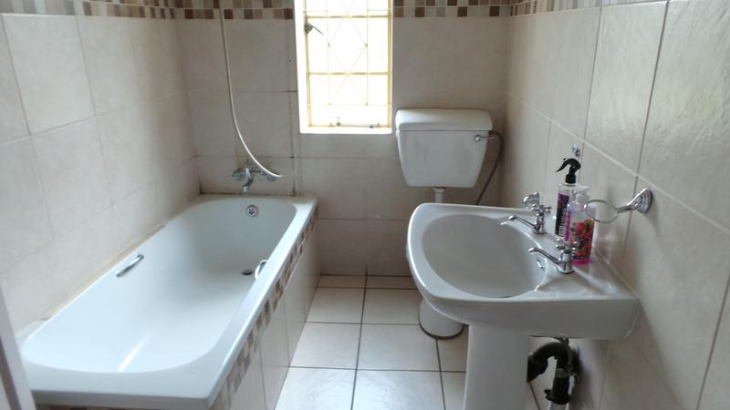 6 Bedroom Property for Sale in Primrose Gauteng