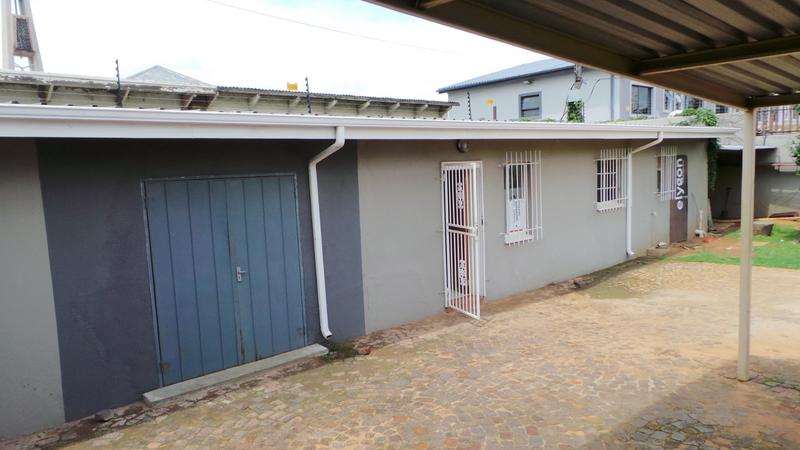 6 Bedroom Property for Sale in Primrose Gauteng