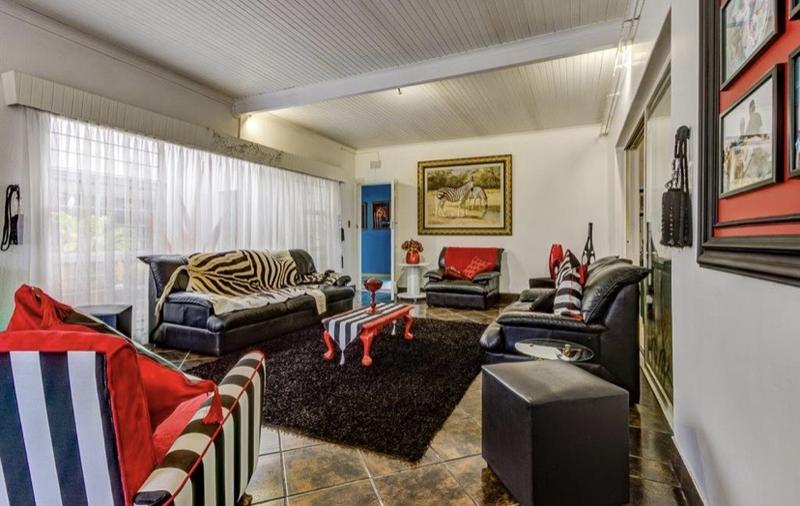 4 Bedroom Property for Sale in Birchleigh Gauteng