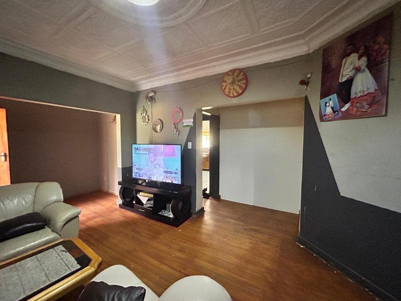 3 Bedroom Property for Sale in Dunnottar Gauteng