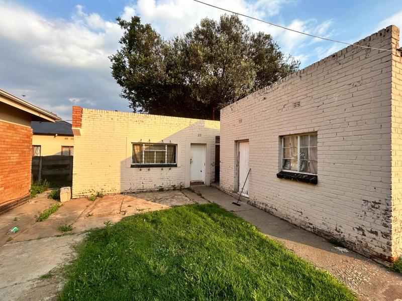 3 Bedroom Property for Sale in Dunnottar Gauteng