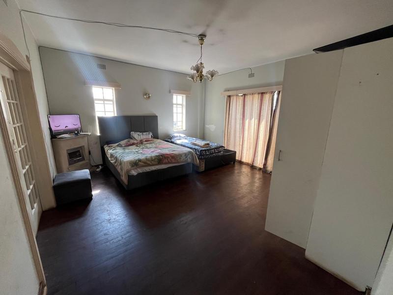 5 Bedroom Property for Sale in Kensington Gauteng