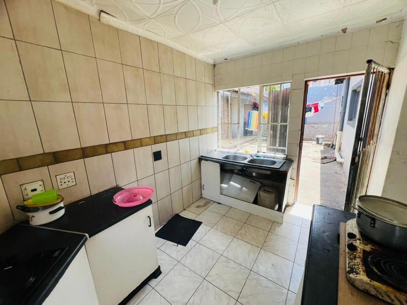 9 Bedroom Property for Sale in Kensington Gauteng