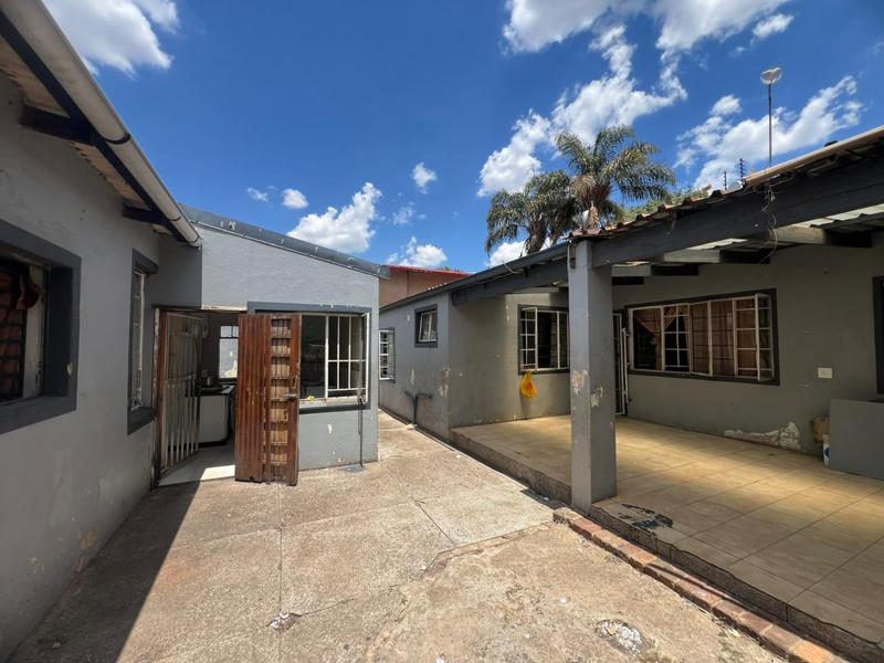 9 Bedroom Property for Sale in Kensington Gauteng