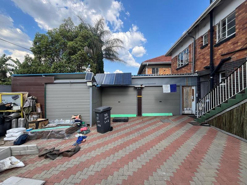 6 Bedroom Property for Sale in Orange Grove Gauteng