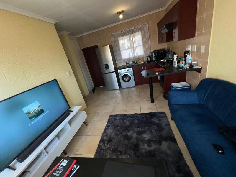 1 Bedroom Property for Sale in Ormonde Gauteng