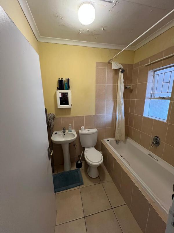 1 Bedroom Property for Sale in Ormonde Gauteng