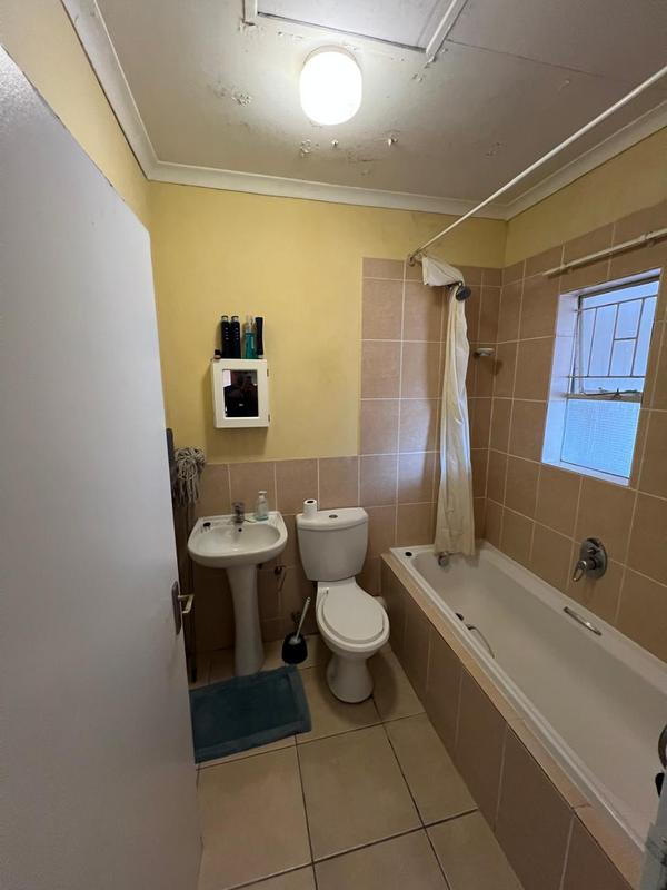 1 Bedroom Property for Sale in Ormonde Gauteng