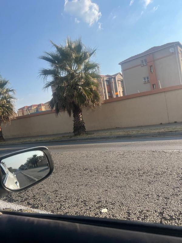 1 Bedroom Property for Sale in Ormonde Gauteng