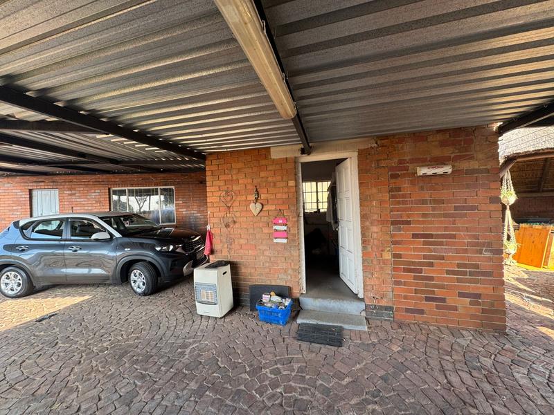 3 Bedroom Property for Sale in South Hills Gauteng