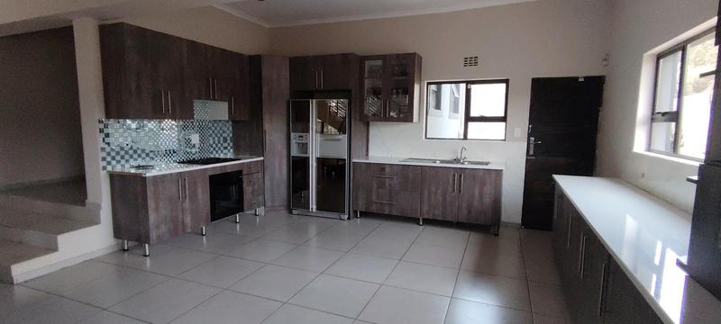 5 Bedroom Property for Sale in Walkerville Gauteng