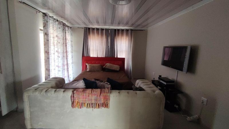 5 Bedroom Property for Sale in Walkerville Gauteng