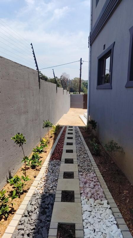 5 Bedroom Property for Sale in Walkerville Gauteng