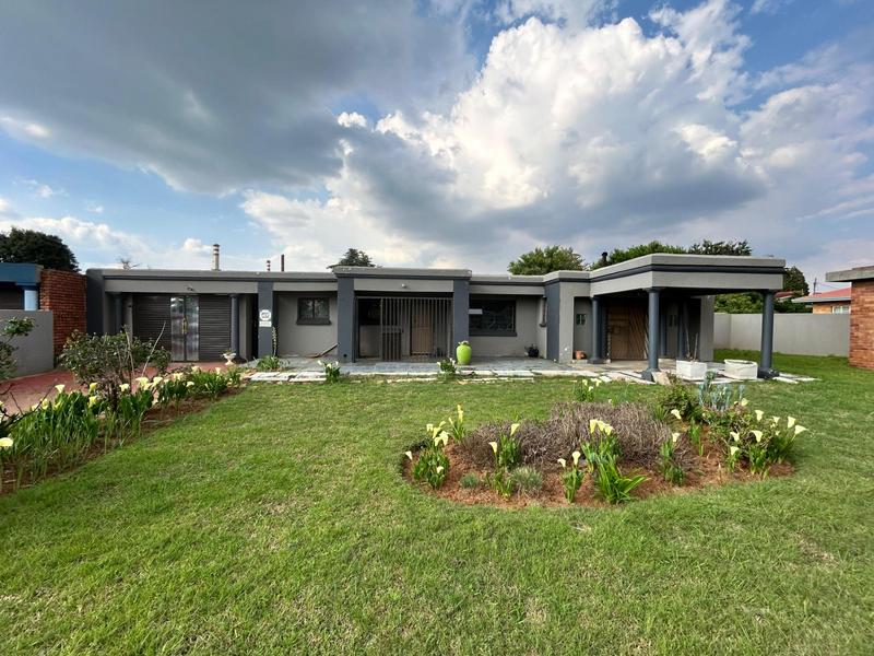 2 Bedroom Property for Sale in Springs Gauteng