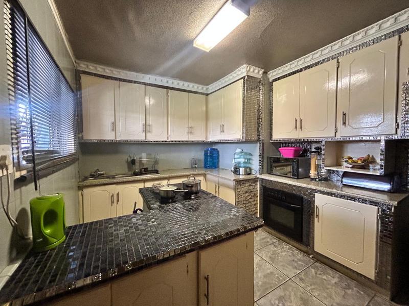 2 Bedroom Property for Sale in Springs Gauteng