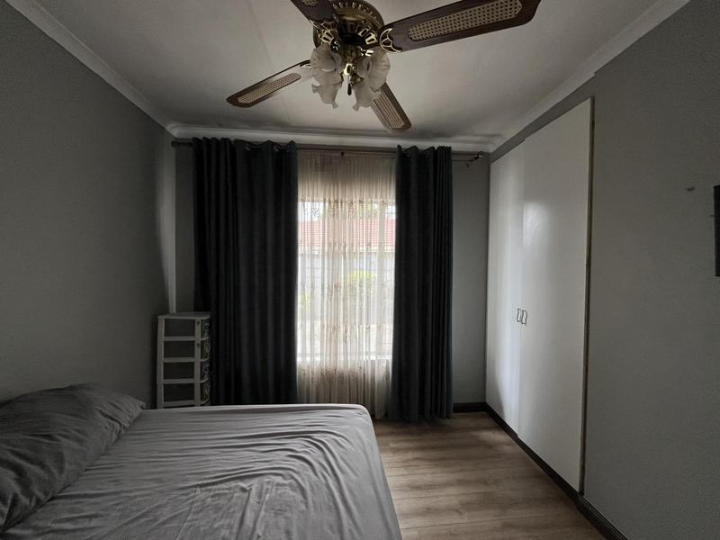 To Let 3 Bedroom Property for Rent in Bonaero Park Gauteng