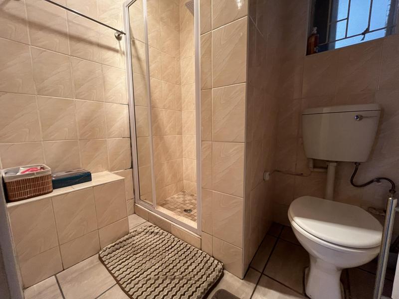 To Let 3 Bedroom Property for Rent in Bonaero Park Gauteng