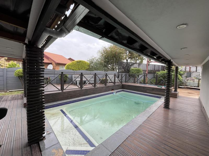 To Let 3 Bedroom Property for Rent in Bonaero Park Gauteng