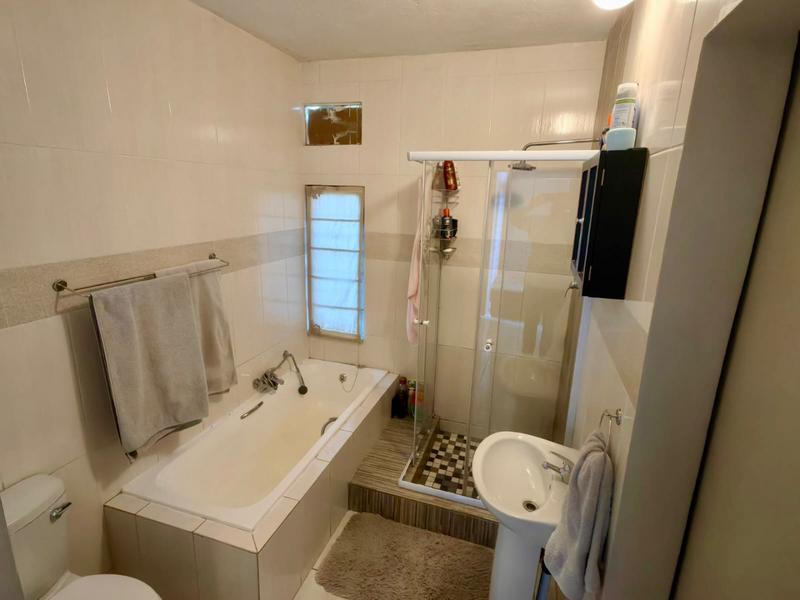 4 Bedroom Property for Sale in Vanderbijlpark SW 5 Gauteng