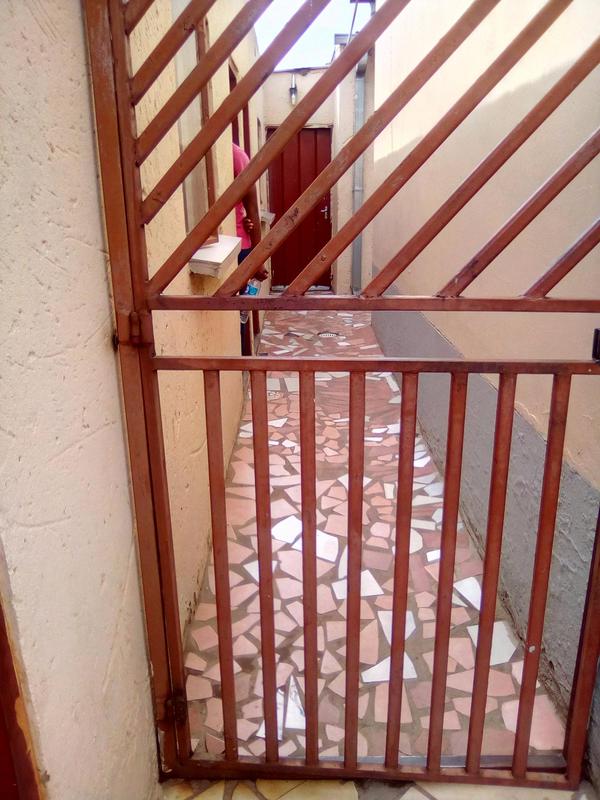 To Let 0 Bedroom Property for Rent in Tembisa Gauteng