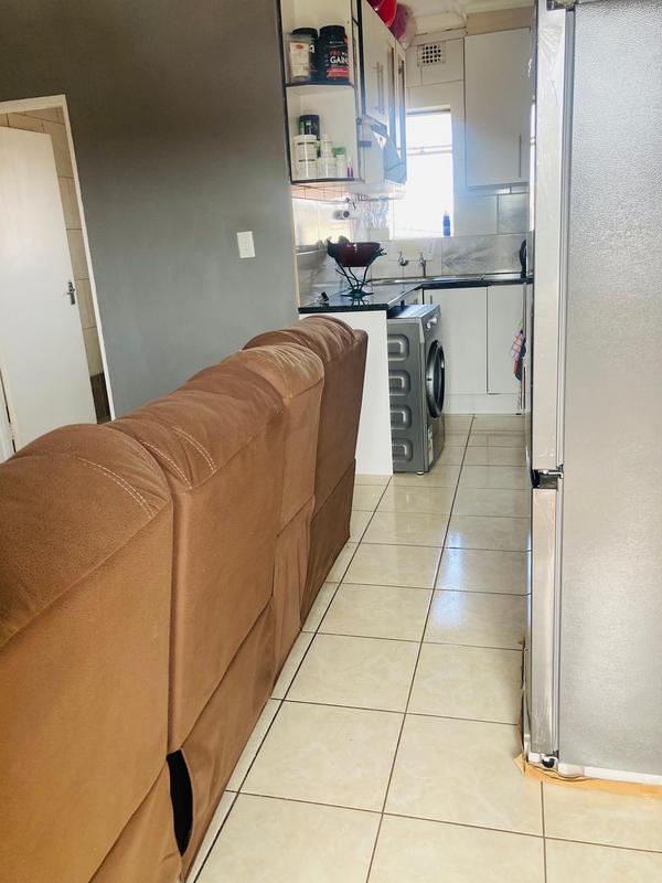 2 Bedroom Property for Sale in Fleurhof Gauteng