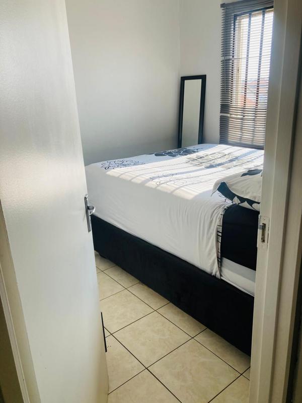 2 Bedroom Property for Sale in Fleurhof Gauteng