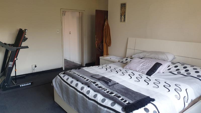 4 Bedroom Property for Sale in Laudium Gauteng