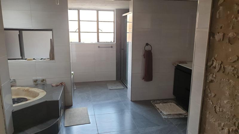 4 Bedroom Property for Sale in Laudium Gauteng