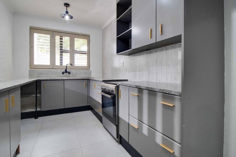 2 Bedroom Property for Sale in Melville Gauteng