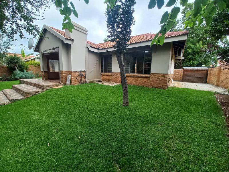 To Let 3 Bedroom Property for Rent in Rooihuiskraal North Gauteng