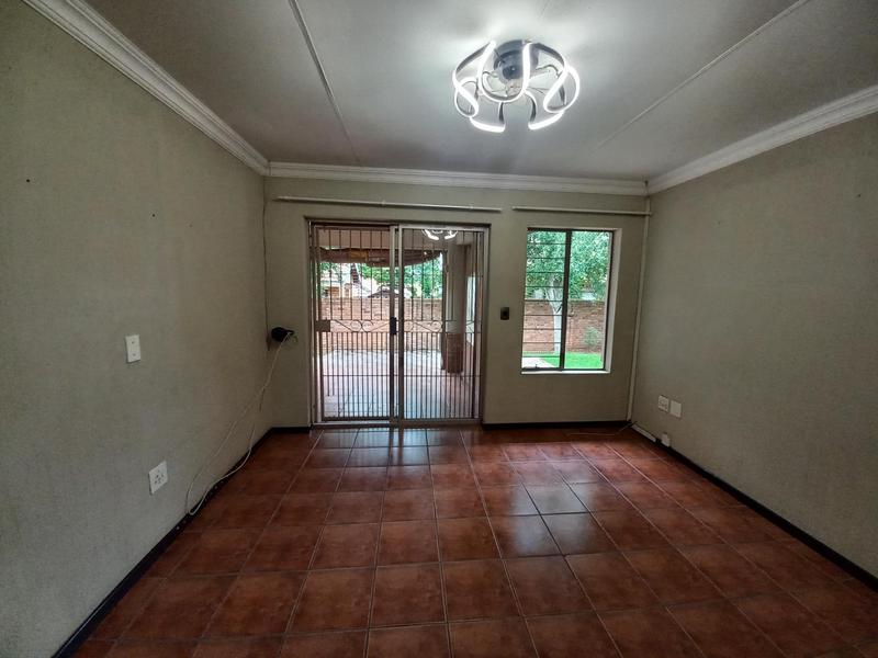 To Let 3 Bedroom Property for Rent in Rooihuiskraal North Gauteng