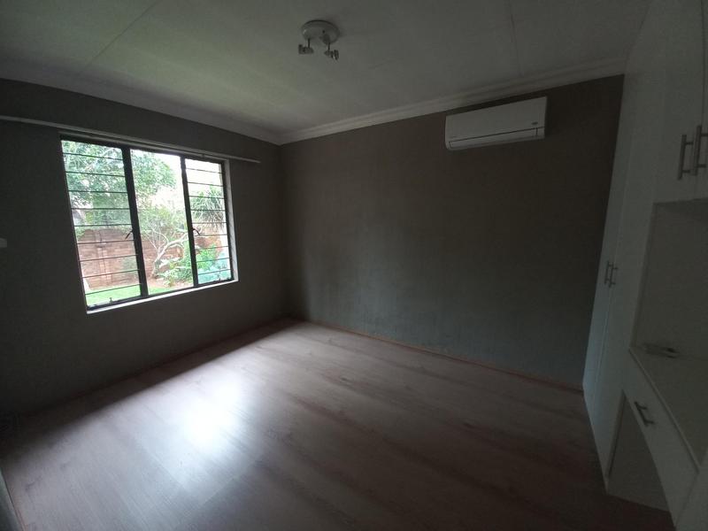 To Let 3 Bedroom Property for Rent in Rooihuiskraal North Gauteng