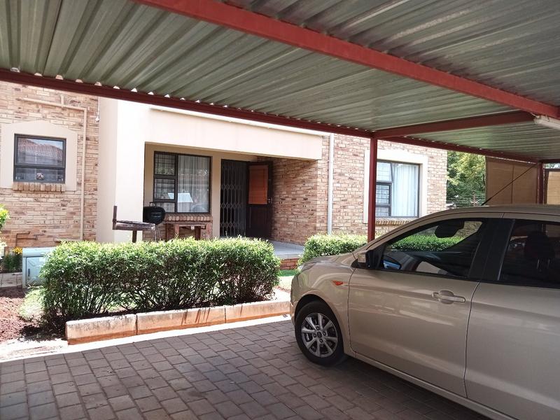 2 Bedroom Property for Sale in Randpoort Gauteng