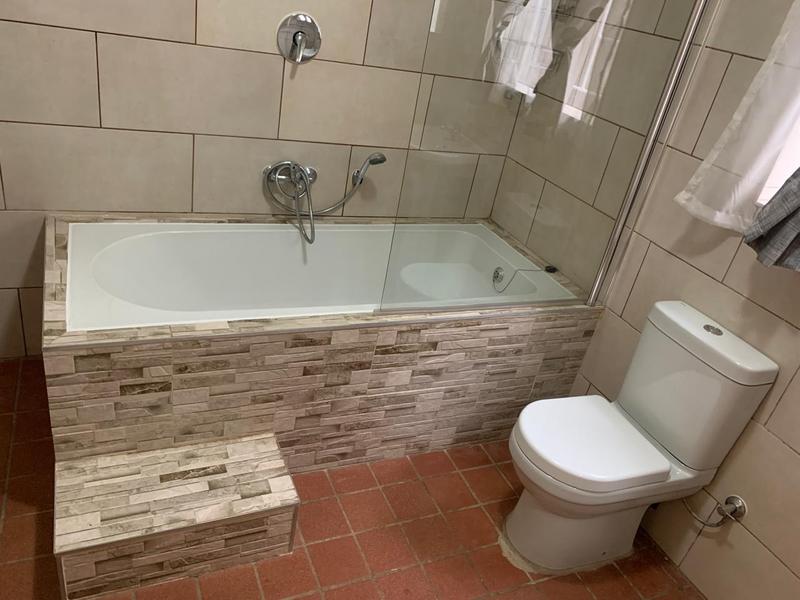 2 Bedroom Property for Sale in Dorandia Gauteng