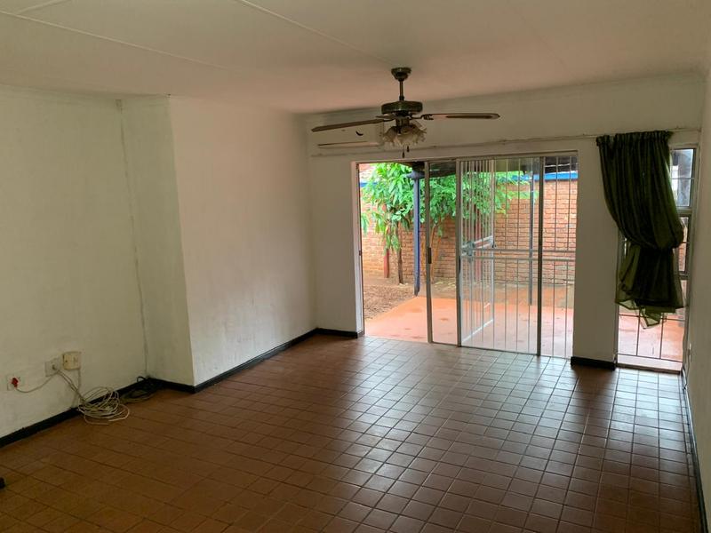 2 Bedroom Property for Sale in Dorandia Gauteng