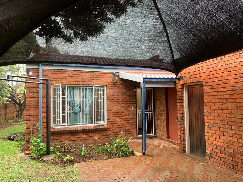 2 Bedroom Property for Sale in Dorandia Gauteng