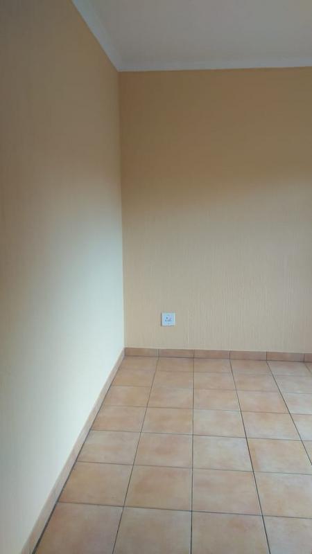 To Let 2 Bedroom Property for Rent in Marlboro Gardens Gauteng