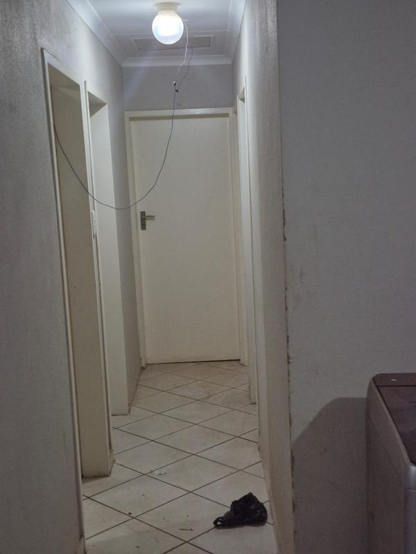 5 Bedroom Property for Sale in Wilfordon Gauteng