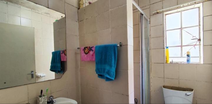 3 Bedroom Property for Sale in Klippoortje Gauteng